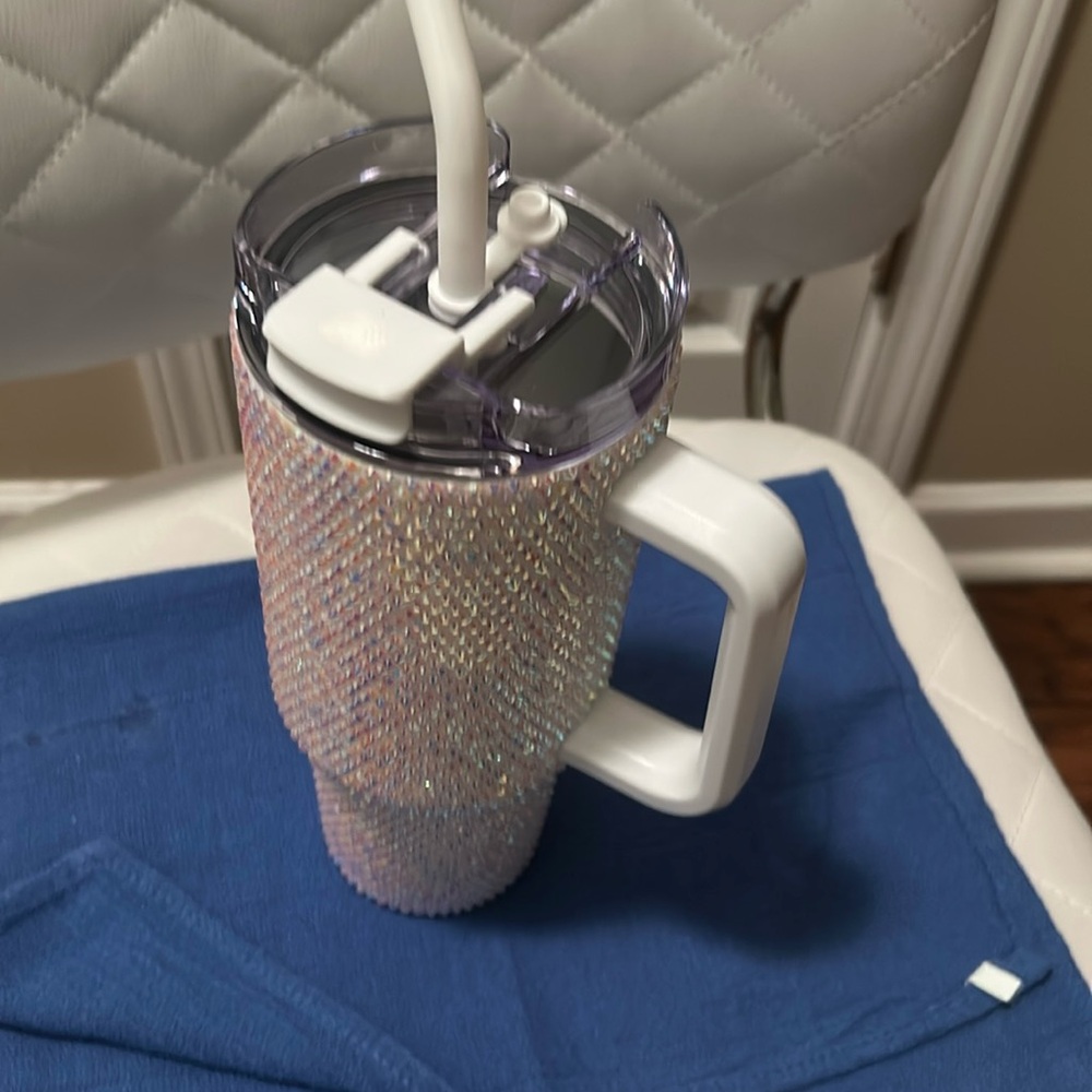 Brand new White sparkling tumbler